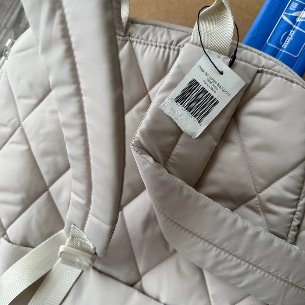 Vera Bradley ~ ‎ "Pumice Stone" ~ Essential Large Backpack New $195 - Picture 8 of 8